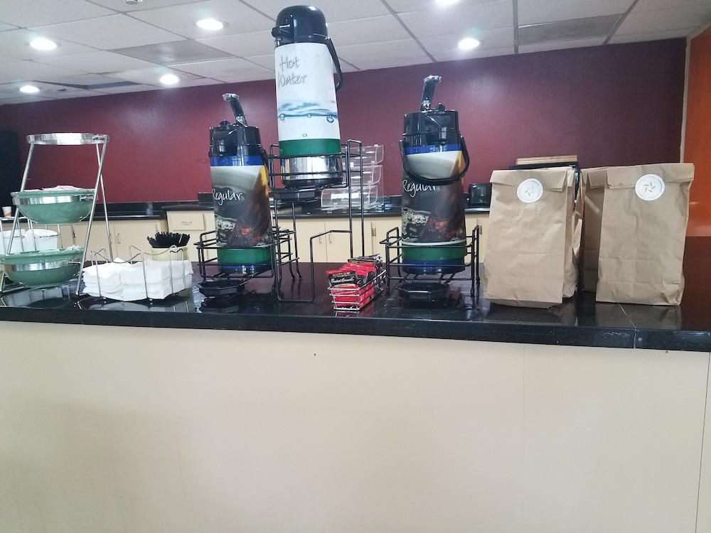 Quality Inn Emporia Ngoại thất bức ảnh