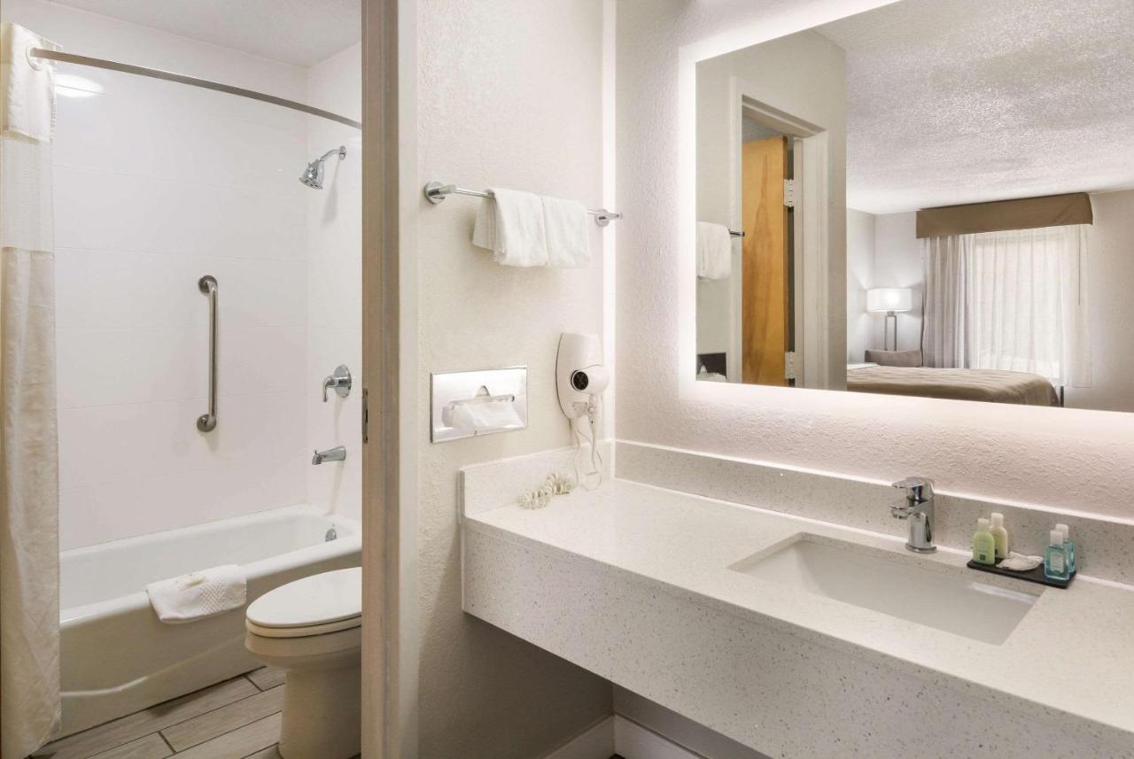 Quality Inn Emporia Ngoại thất bức ảnh
