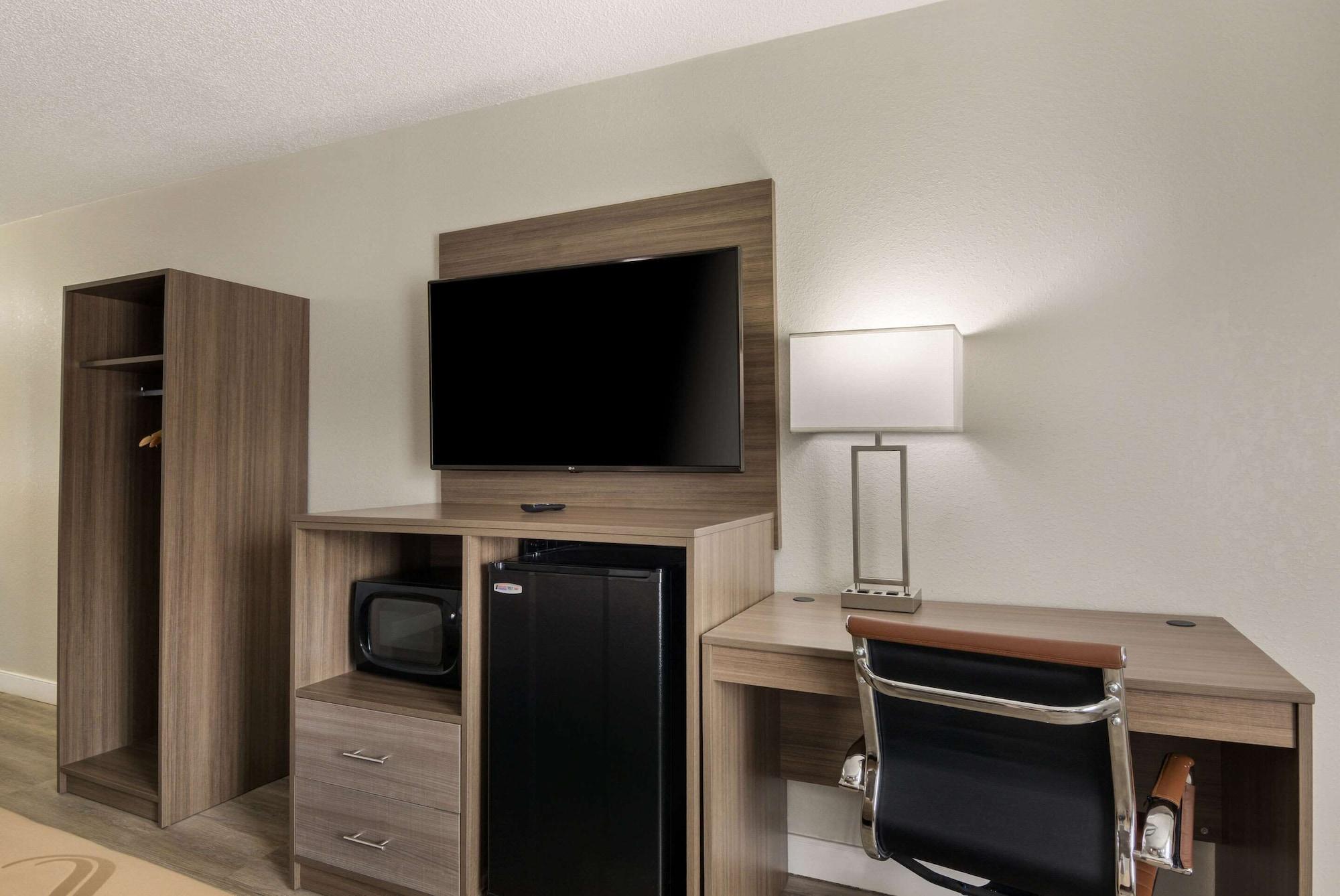 Quality Inn Emporia Ngoại thất bức ảnh