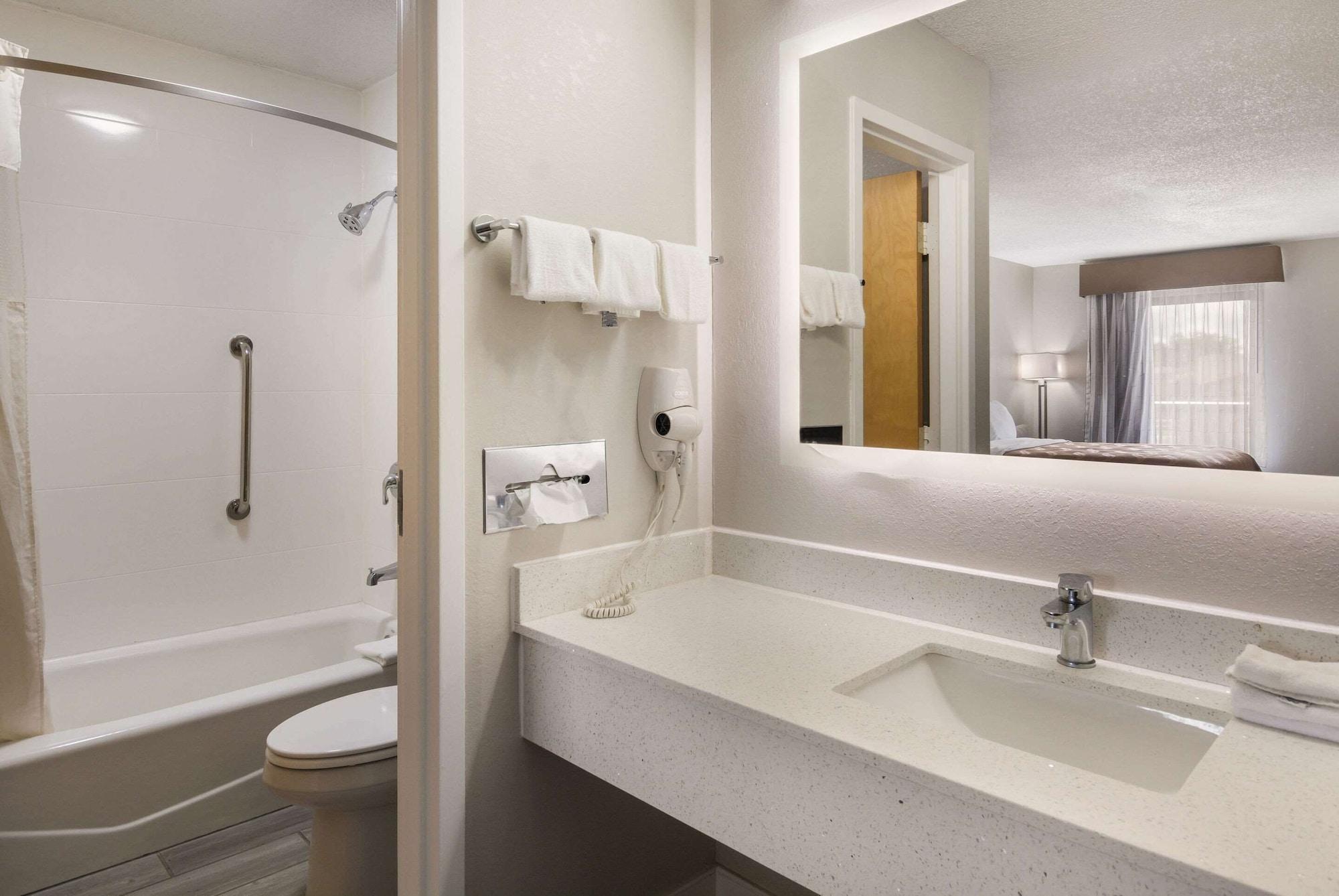 Quality Inn Emporia Ngoại thất bức ảnh