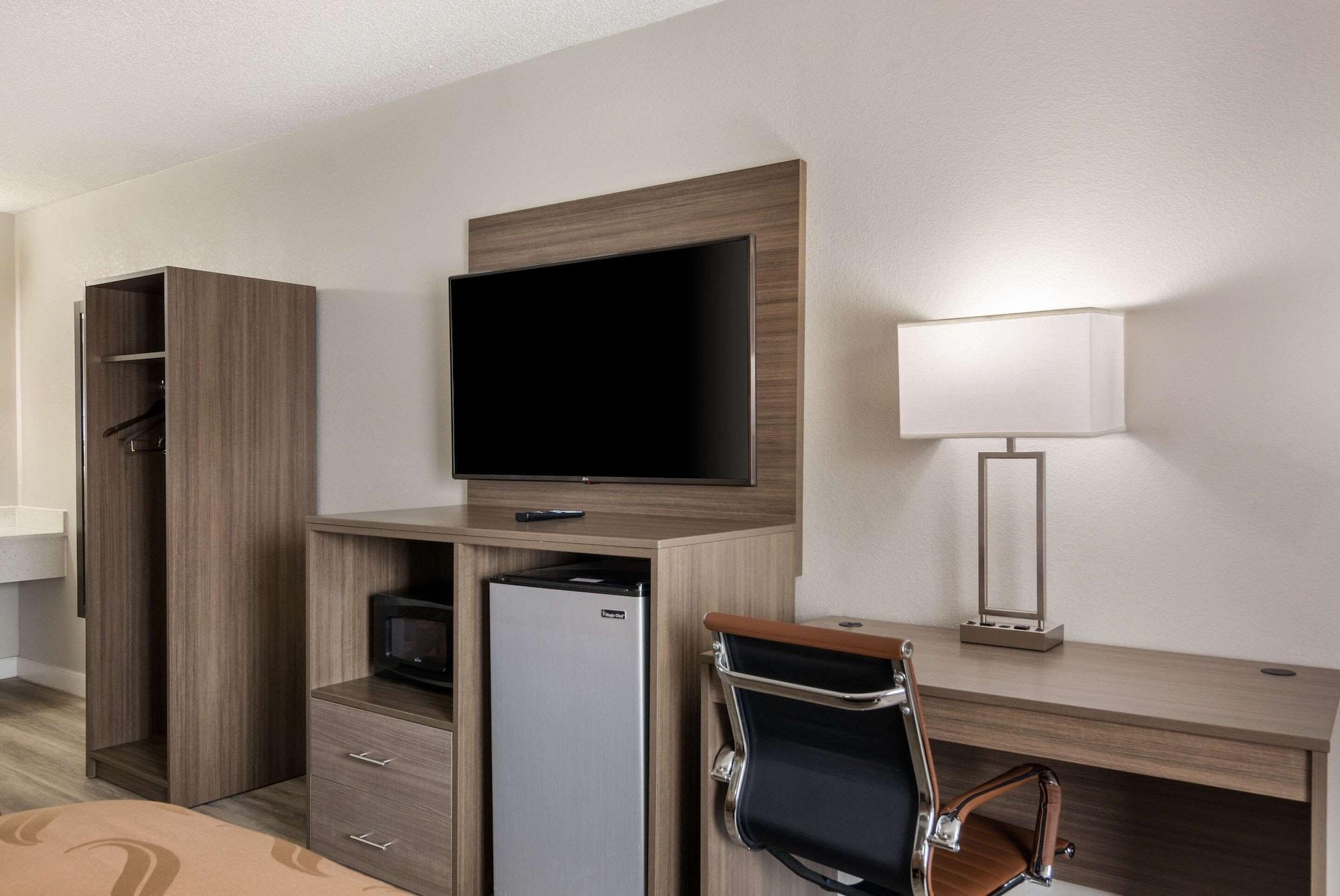 Quality Inn Emporia Ngoại thất bức ảnh