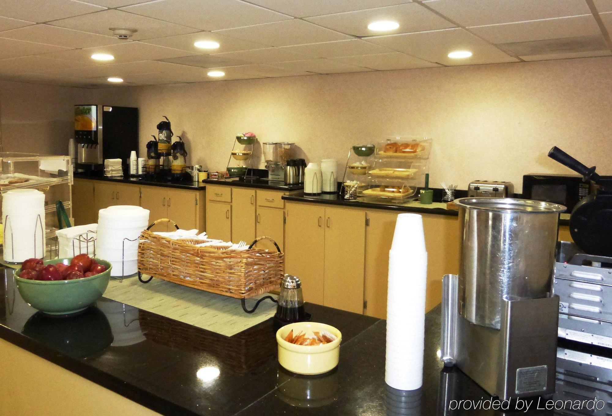 Quality Inn Emporia Ngoại thất bức ảnh